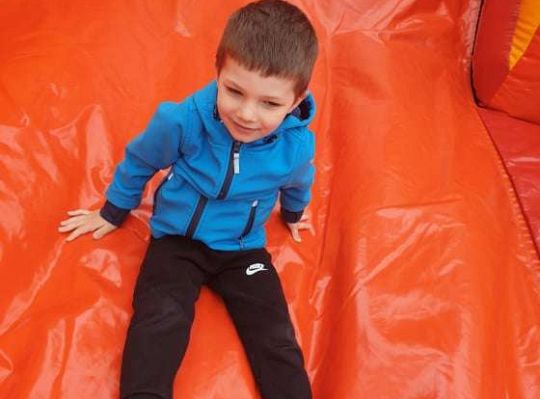 Gr. II Super zabawa na "Dmuchańcu"