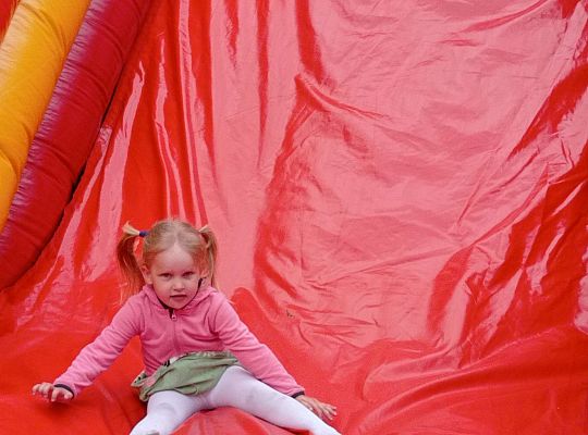 Gr. I Super zabawa na "Dmuchańcu"