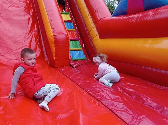 Gr. I Super zabawa na "Dmuchańcu"