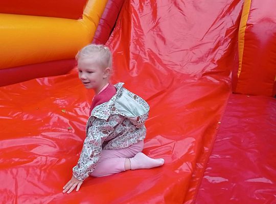 Gr. I Super zabawa na "Dmuchańcu"