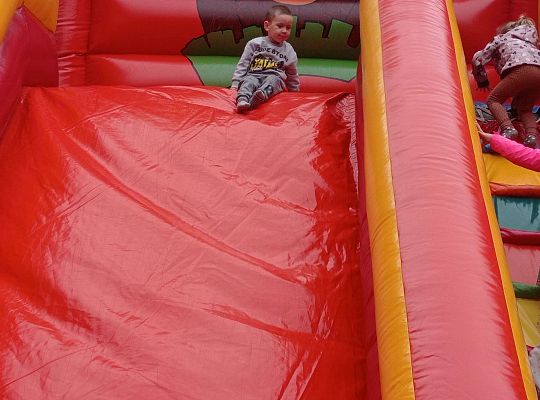 Gr. I Super zabawa na "Dmuchańcu"