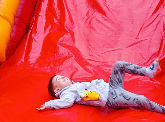 Gr. I Super zabawa na "Dmuchańcu"