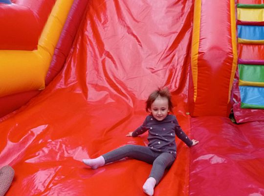 Gr. I Super zabawa na "Dmuchańcu"