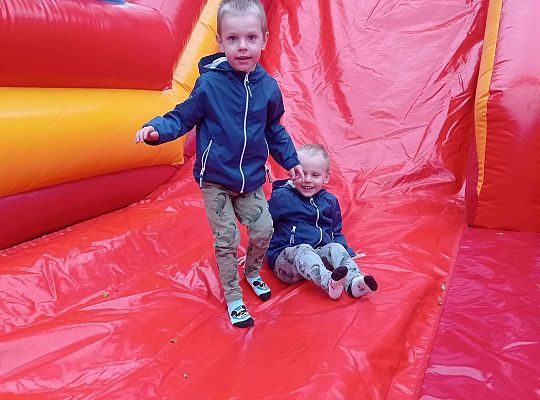 Gr. I Super zabawa na "Dmuchańcu"