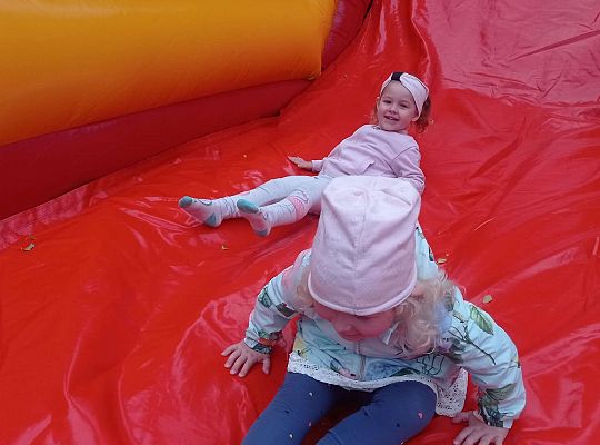 Gr. I Super zabawa na "Dmuchańcu"