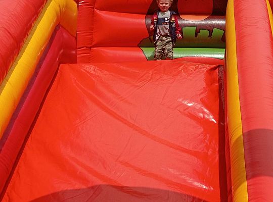 Gr. I Super zabawa na "Dmuchańcu"