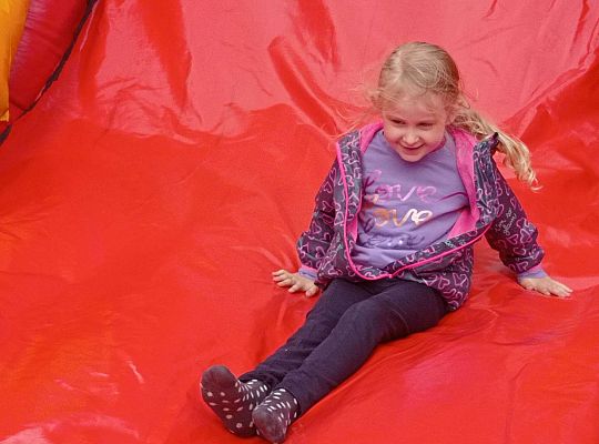 Gr. I Super zabawa na "Dmuchańcu"