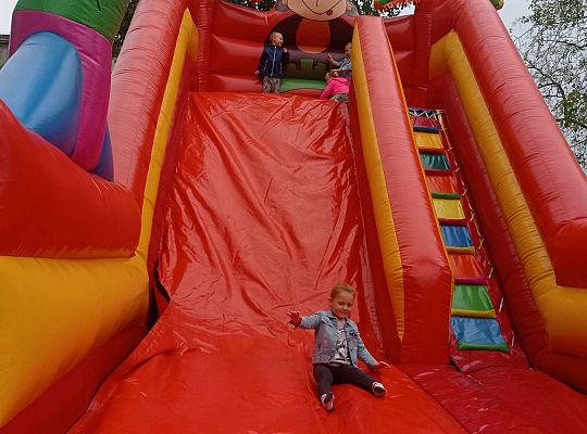 Gr. I Super zabawa na "Dmuchańcu"