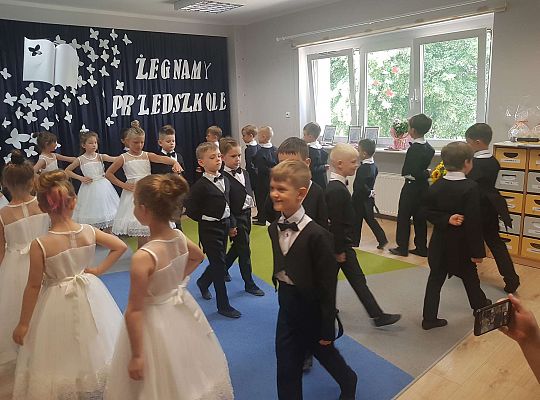 Tak trudno się rozstać...- pożegnanie "starszaków"