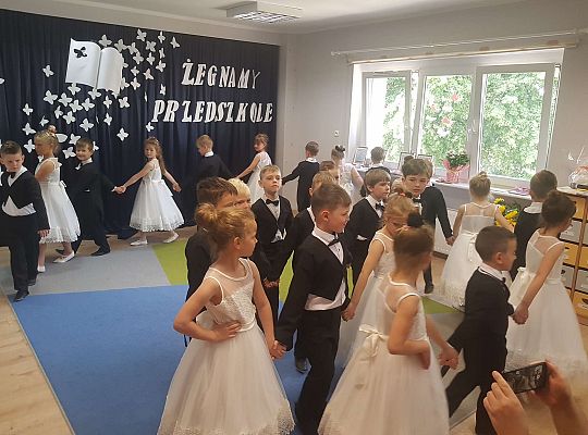 Tak trudno się rozstać...- pożegnanie "starszaków"