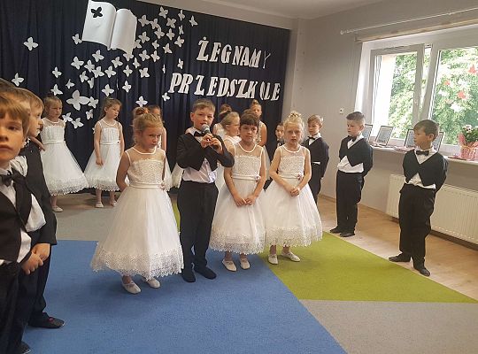 Tak trudno się rozstać...- pożegnanie "starszaków"