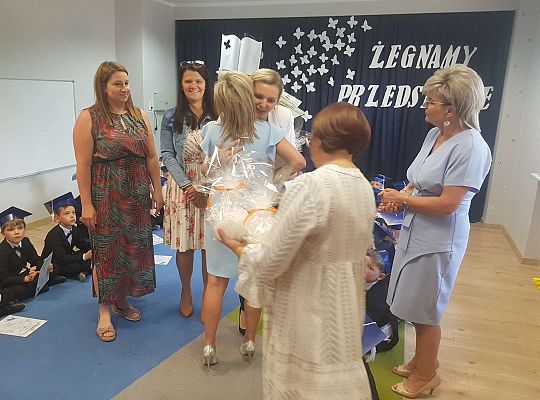 Tak trudno się rozstać...- pożegnanie "starszaków"