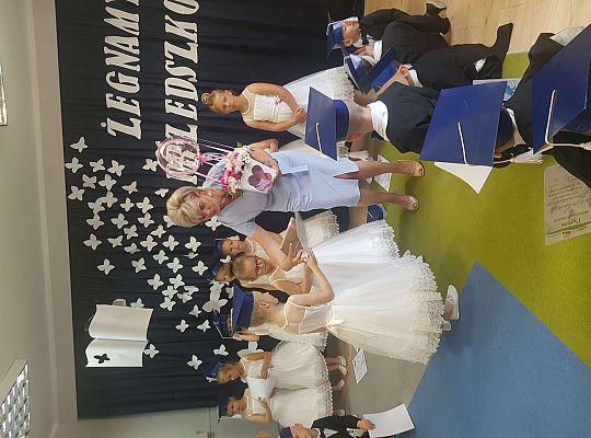 Tak trudno się rozstać...- pożegnanie "starszaków"