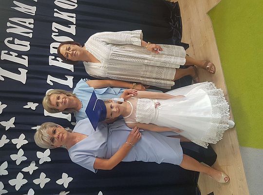 Tak trudno się rozstać...- pożegnanie "starszaków"