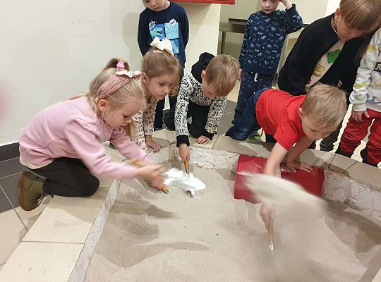 Gr. III "Brzdąc w muzeum"-pierwsza wizyta w muzeum