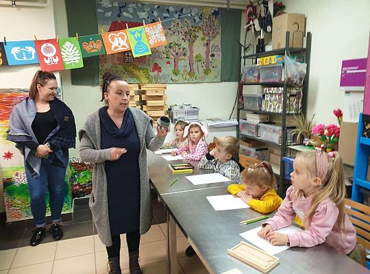 Gr. III "Brzdąc w muzeum"-pierwsza wizyta w muzeum