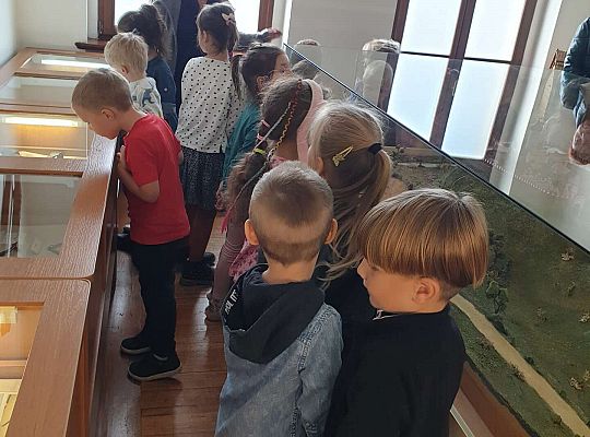 Gr. III "Brzdąc w muzeum"-pierwsza wizyta w muzeum