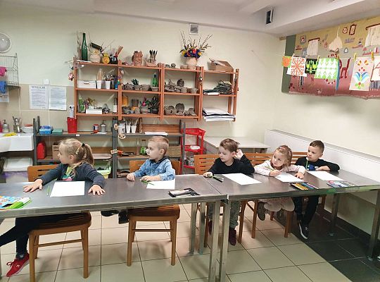 Gr. III "Brzdąc w muzeum"-pierwsza wizyta w muzeum