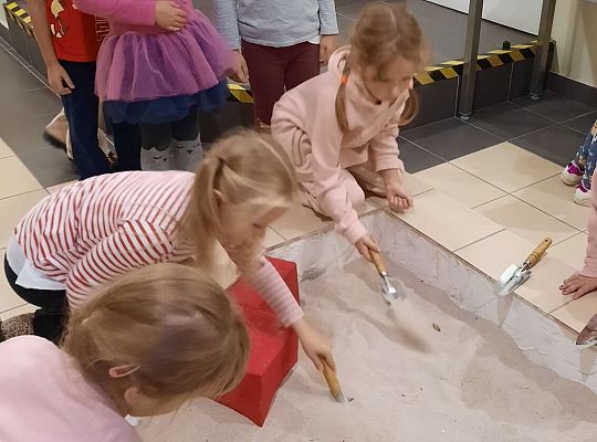 Gr. IV "Brzdąc w muzeum" -Pierwsza wizyta w muzeum