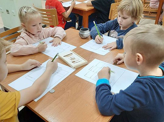 Gr. IV "Brzdąc w muzeum" -Pierwsza wizyta w muzeum