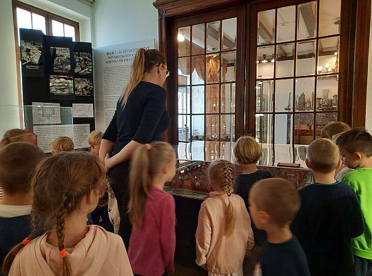 Gr. IV "Brzdąc w muzeum" -Pierwsza wizyta w muzeum