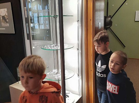 Gr. IV "Brzdąc w muzeum" -Pierwsza wizyta w muzeum