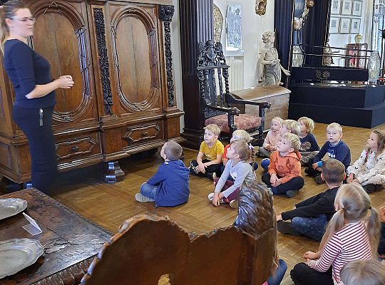 Gr. IV "Brzdąc w muzeum" -Pierwsza wizyta w muzeum