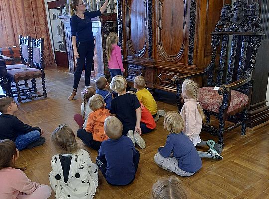 Gr. IV "Brzdąc w muzeum" -Pierwsza wizyta w muzeum