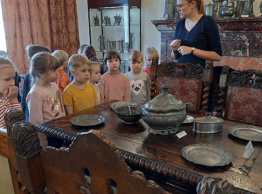 Gr. IV "Brzdąc w muzeum" -Pierwsza wizyta w muzeum