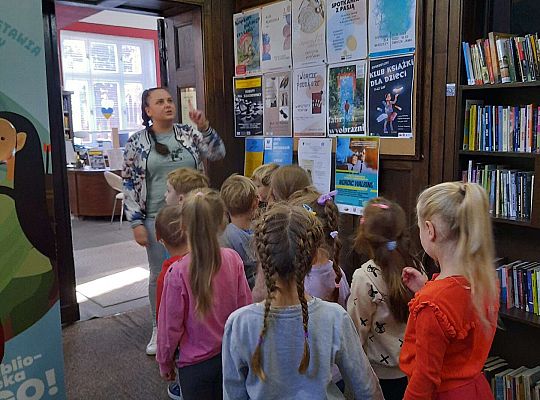 Gr. IV Wycieczka do Biblioteki Miejskiej