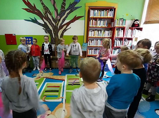 Gr. IV Wycieczka do Biblioteki Miejskiej