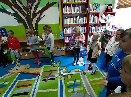 Gr. IV Wycieczka do Biblioteki Miejskiej