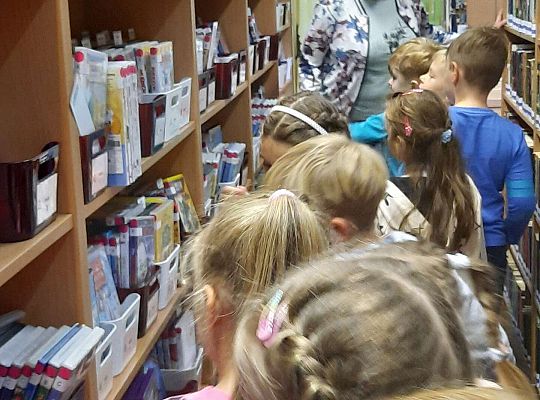 Gr. IV Wycieczka do Biblioteki Miejskiej