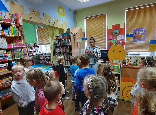 Gr. IV Wycieczka do Biblioteki Miejskiej
