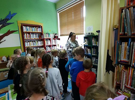 Gr. IV Wycieczka do Biblioteki Miejskiej