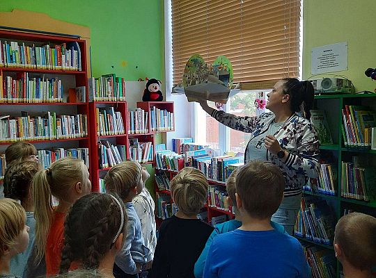 Gr. IV Wycieczka do Biblioteki Miejskiej