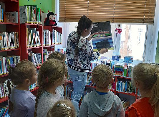 Gr. IV Wycieczka do Biblioteki Miejskiej