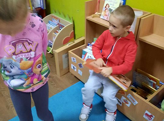 Gr. IV Wycieczka do Biblioteki Miejskiej