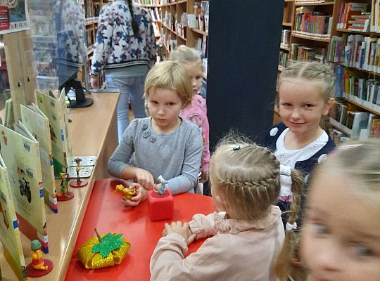 Gr. IV Wycieczka do Biblioteki Miejskiej