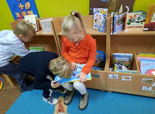 Gr. IV Wycieczka do Biblioteki Miejskiej