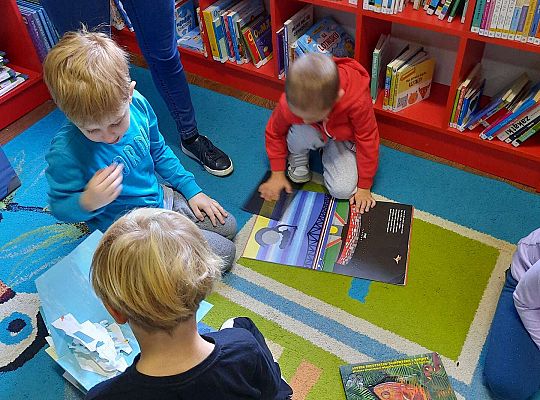 Gr. IV Wycieczka do Biblioteki Miejskiej
