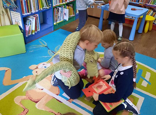 Gr. IV Wycieczka do Biblioteki Miejskiej