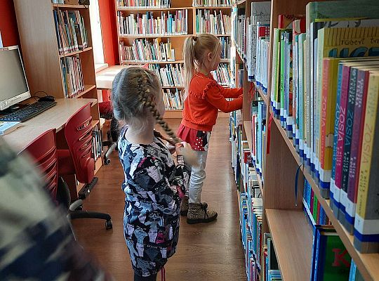 Gr. IV Wycieczka do Biblioteki Miejskiej