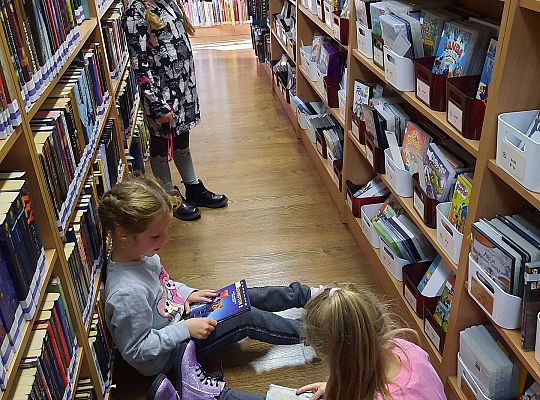 Gr. IV Wycieczka do Biblioteki Miejskiej