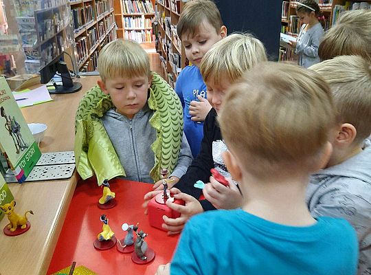 Gr. IV Wycieczka do Biblioteki Miejskiej