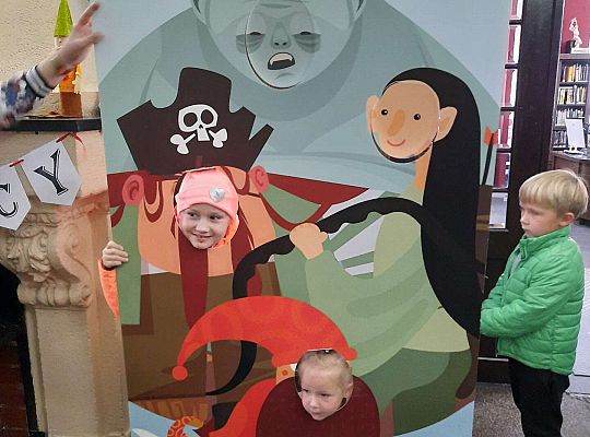 Gr. IV Wycieczka do Biblioteki Miejskiej