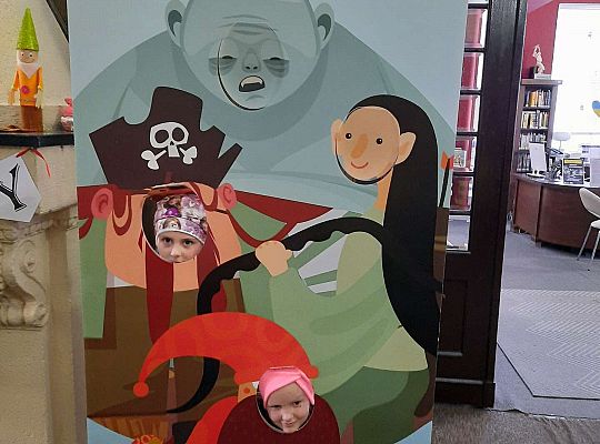 Gr. IV Wycieczka do Biblioteki Miejskiej