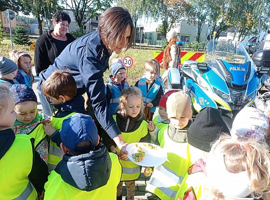 Gr. II Wycieczka do Komendy Powiatowej Policji - "Dzień otwarty"