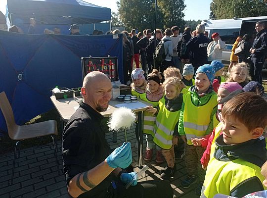 Gr. II Wycieczka do Komendy Powiatowej Policji - "Dzień otwarty"