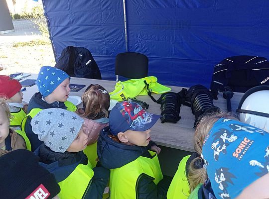 Gr. II Wycieczka do Komendy Powiatowej Policji - "Dzień otwarty"